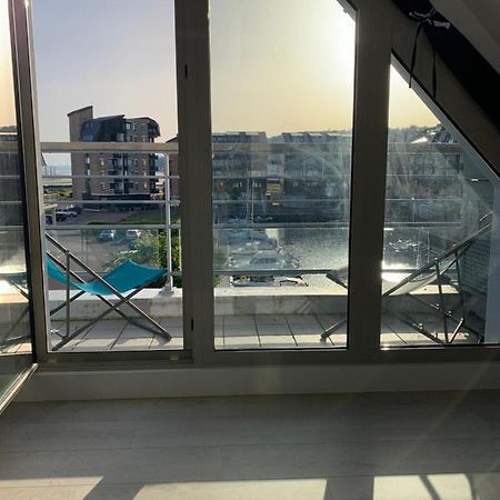 Blue Bay Studio Terrasse Довіль Екстер'єр фото